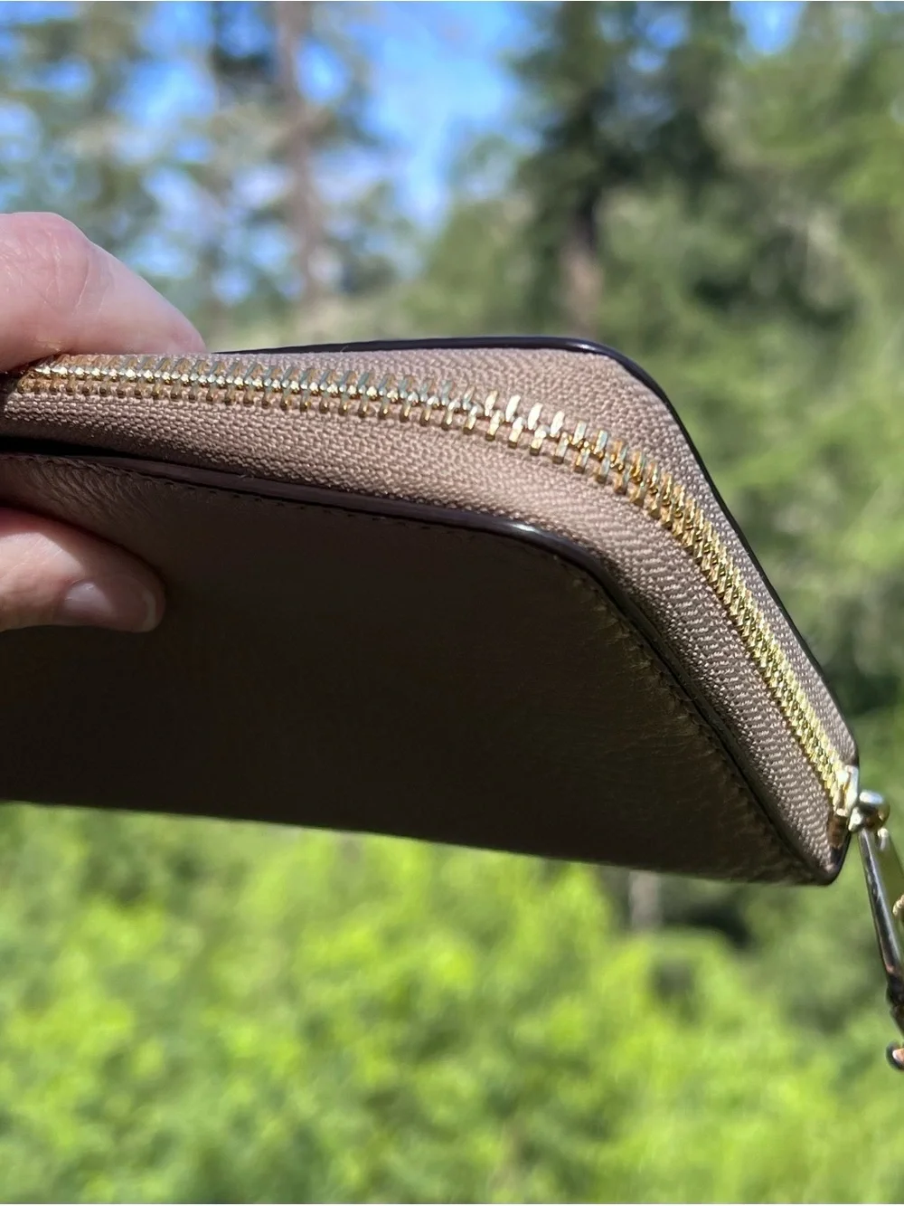 COACH Leather Wallet Taupe/Nude Zip-Around Wallet Wristlet AUTHENTIC